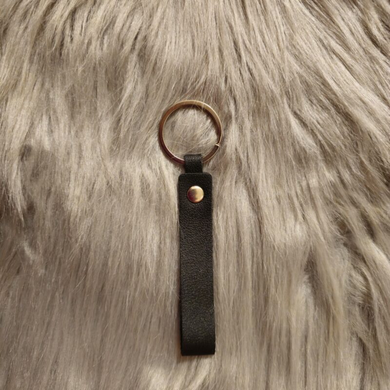 Personalisierter Schlüsselanhänger aus Kunstleder schwarz